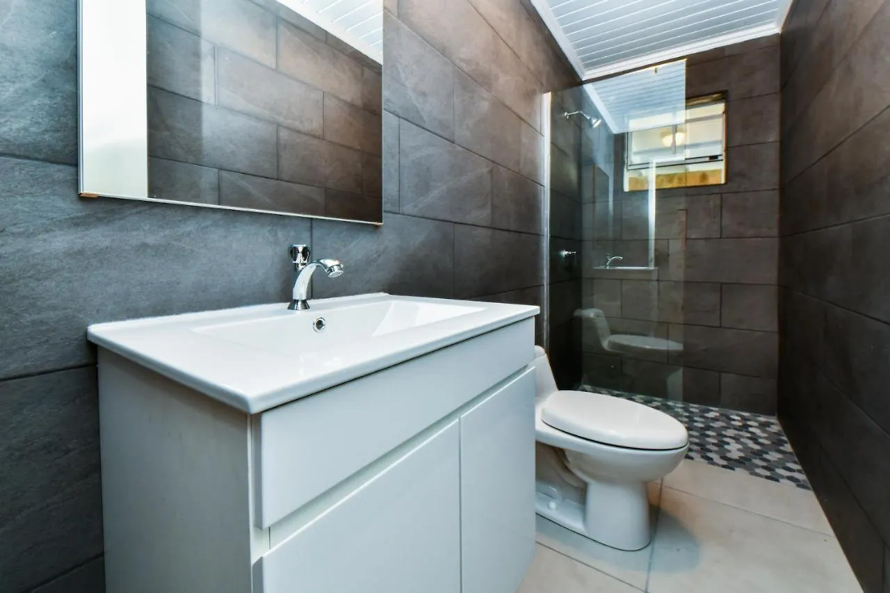 Latitude12 Beach Villa Палм Бич Аруба