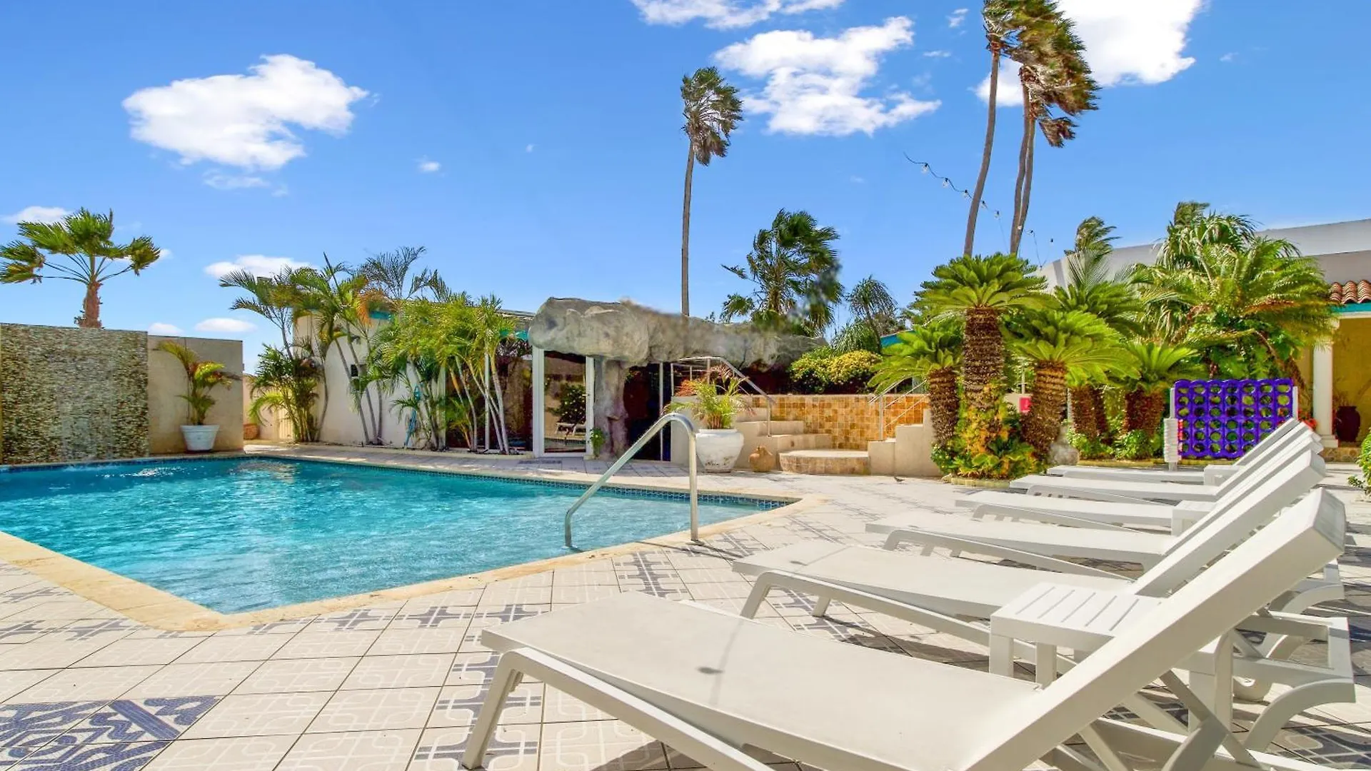 Latitude12 Beach Villa Palm Beach 0*,  Aruba
