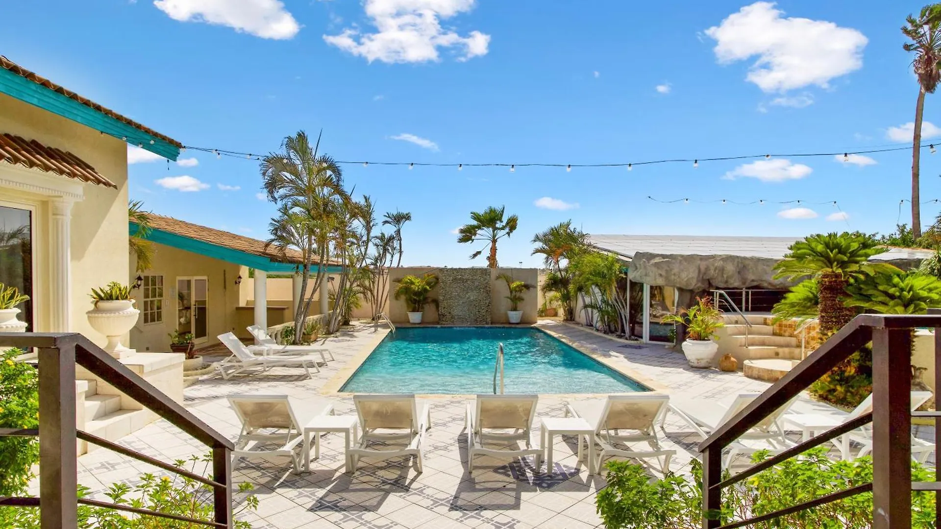 Latitude12 Beach Villa Palm Beach